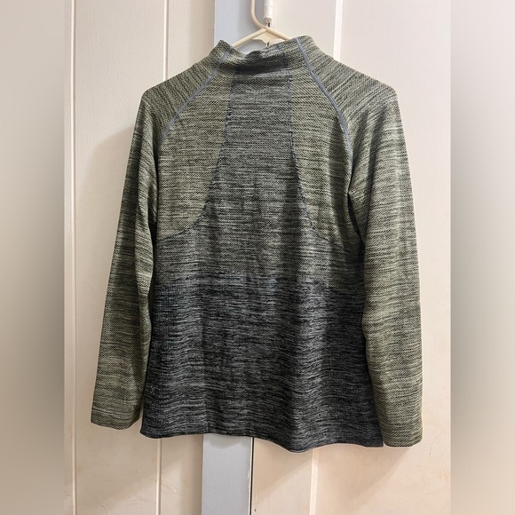 EUC Lululemon Mens Half Zip Long Sleeve - Picture 2 of 4